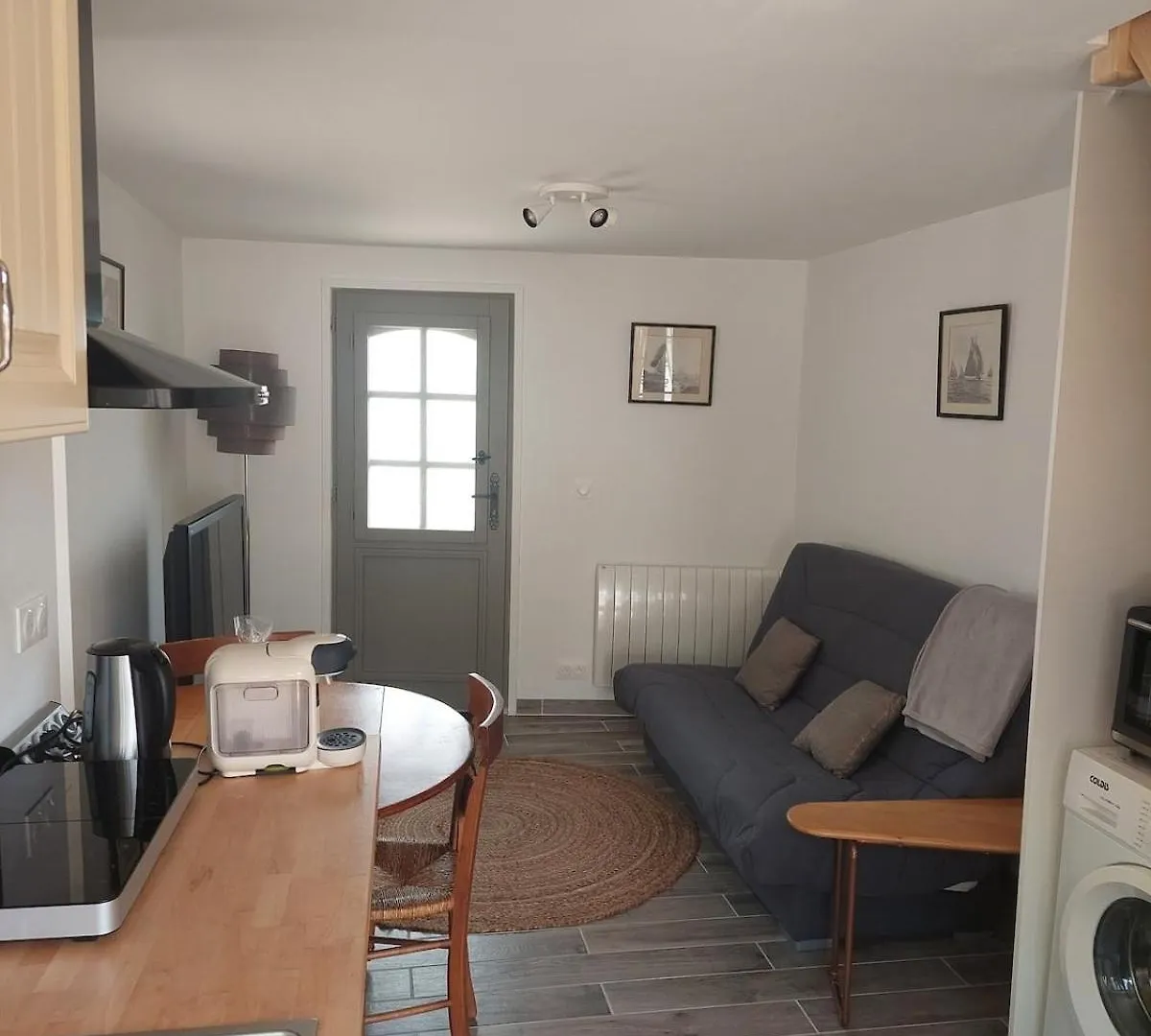 Holiday home Petite Maison Bretonne 2 Personnes Acces Piscine Erquy